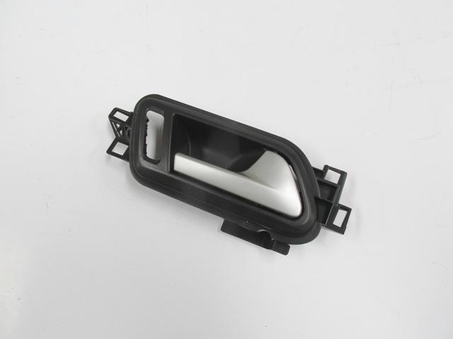 For  Volkswagen Amarok 2017 2020 Front Door Interior Opening Handle Right Black Handle Silver Gray Hushan 2H0837114DUBN