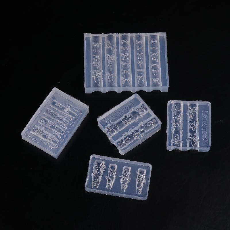 2/3ks Reliéfní lilie Květiny Nehtová Rytina Forma 3D Silikonové Hibiscus Květiny Lístky Modelovací Šablony Čirá Pryskyřice Epoxidové Nehtové Nástroje