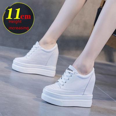 2025 Frühling/Herbst Atmungsaktive Damen 11cm Höhenvergrößernde Hohle Leder Dicksohlige Lässige Schwarze Schuhe