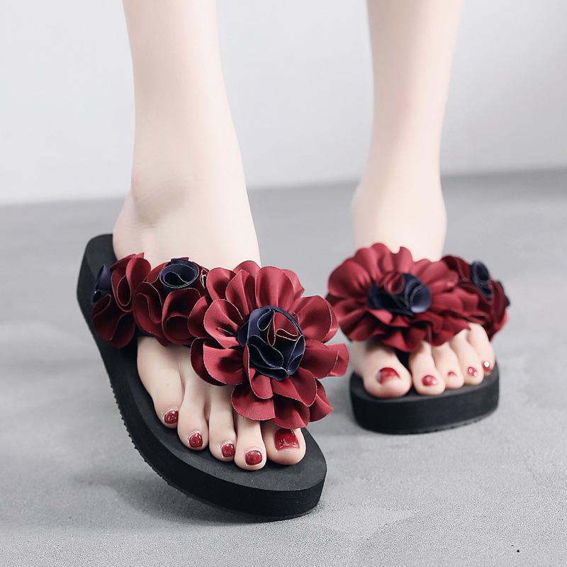 Fashion New Luxury Flower Women's Slippers Summer 3 Cm Thick Bottom Beach Play Beach Slippers Fashion Versatile Exquisite Women's Shoes