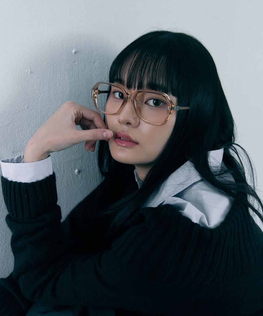 Oateu Theron Glasses [Crystal Beige]