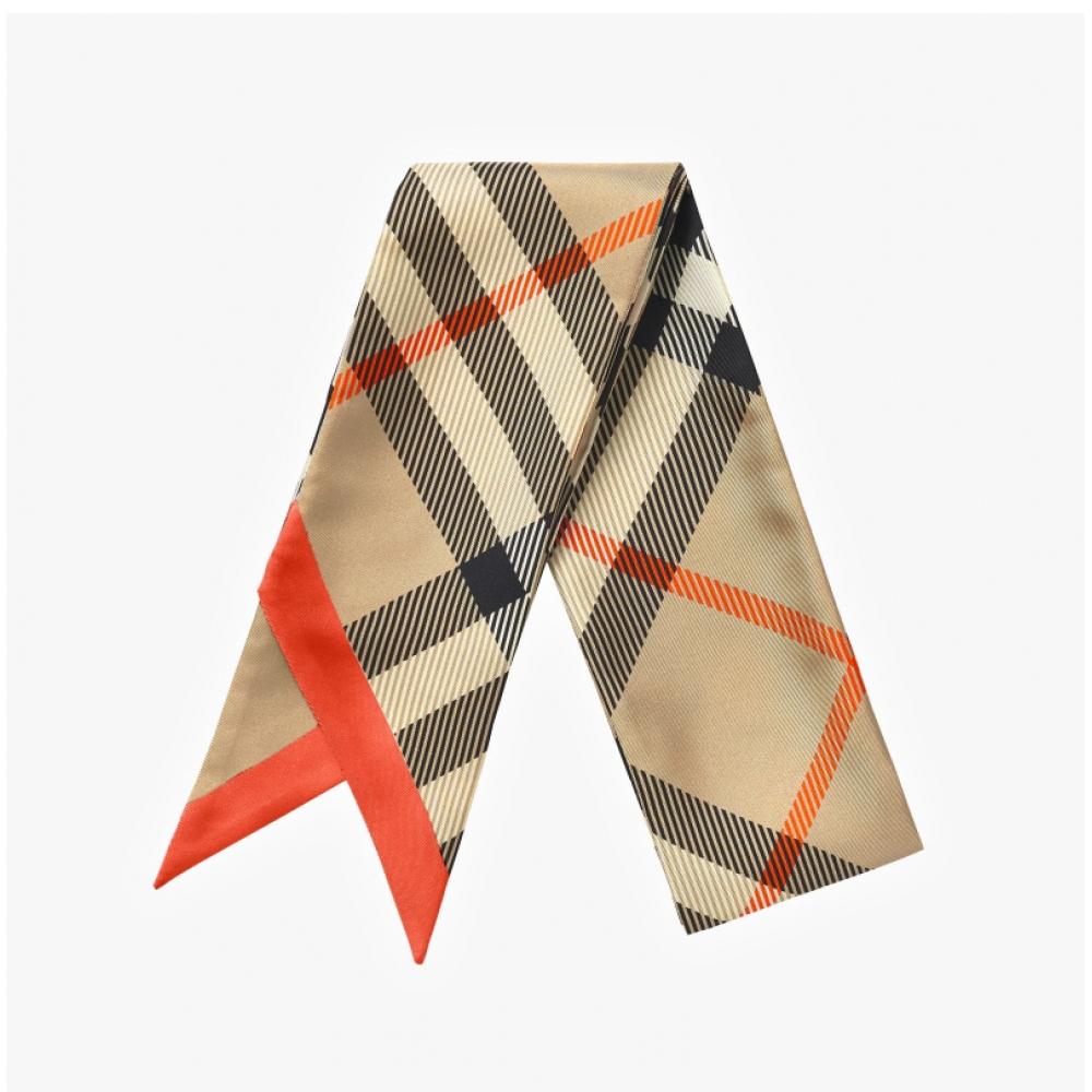 Burberry 8088136 A2021 Check Twily Silk Scarf