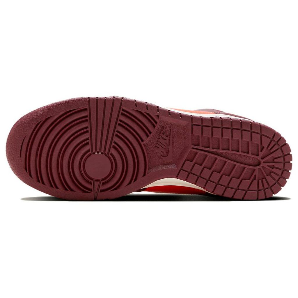 Nike Dunk High 'Be True To Her School' Donna FJ2263-600