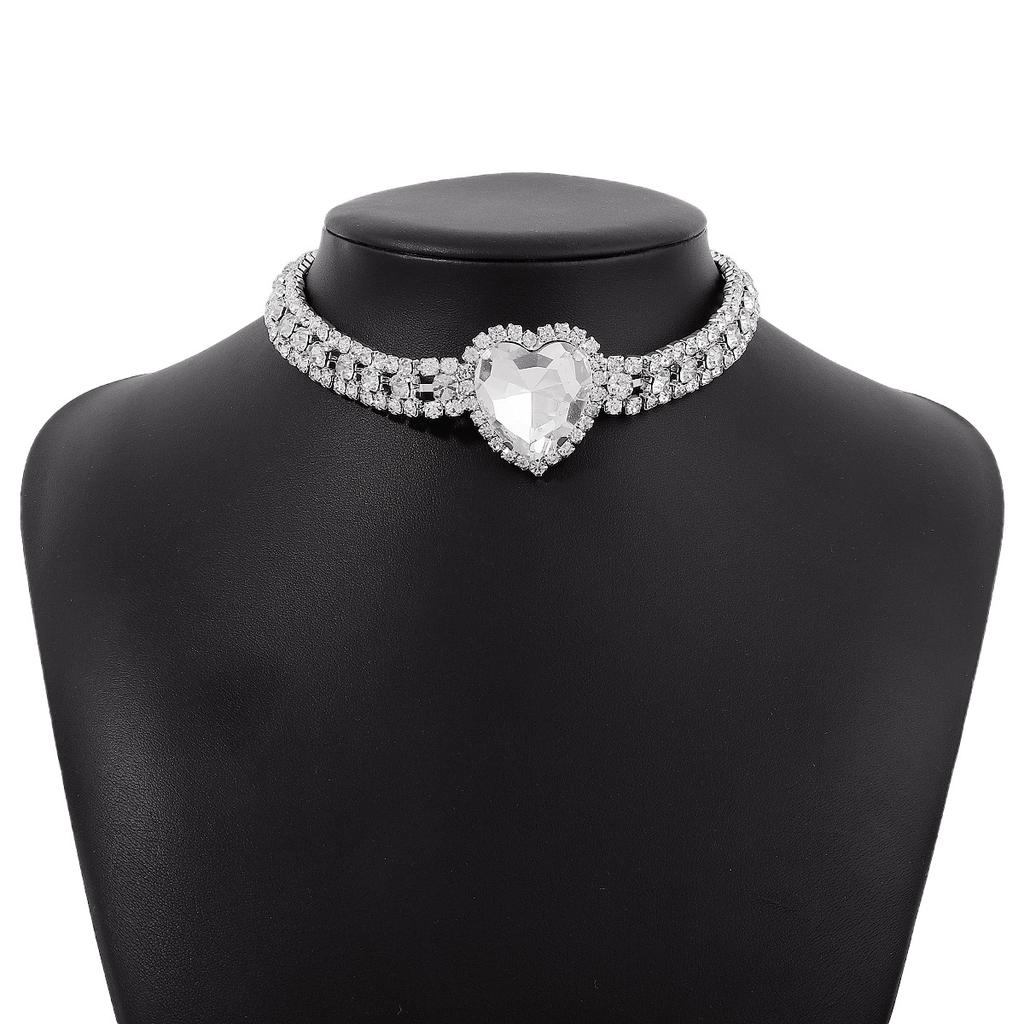 Fashion Bling Rhinestone Rose Heart Pendant Choker Necklace for Women Crystal Wedding Party Statement Jewelry