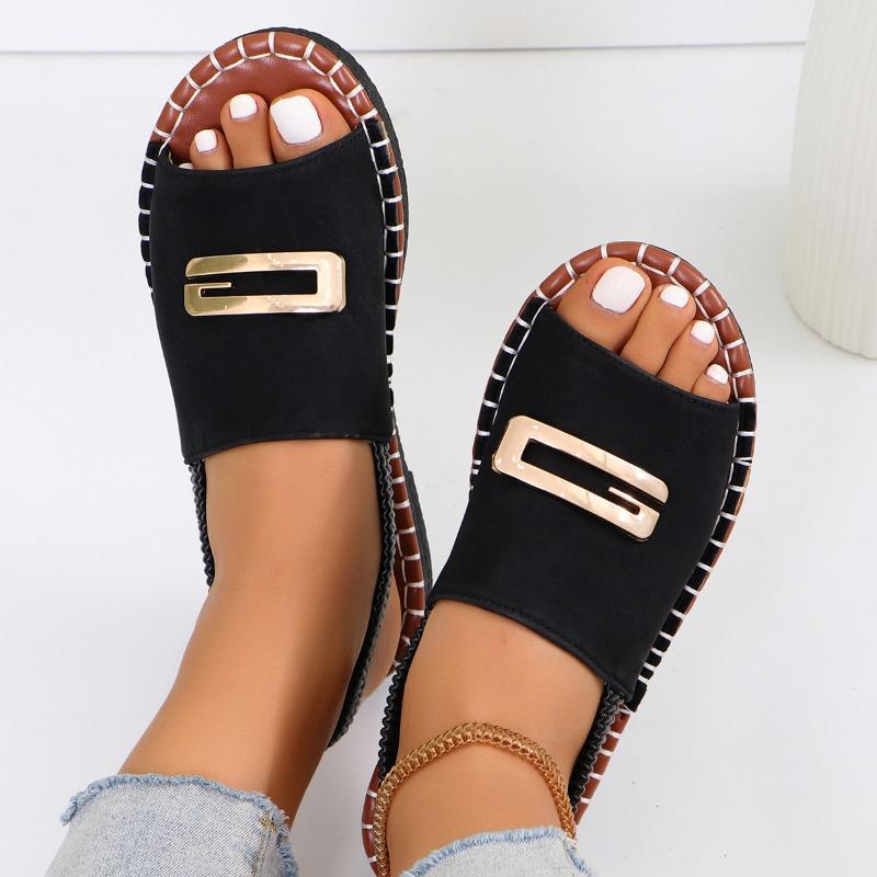 Women Flat Sandals Metal Decoration Women's Round Head Solid Colour Plus Size Shoes Handmade Lightweight Non-slip Beach Slippers