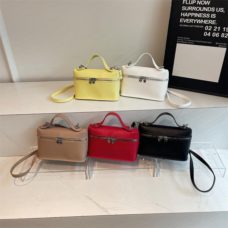 Simple texture single shoulder messenger bag autumn new trend niche fashion portable small square bag box bag