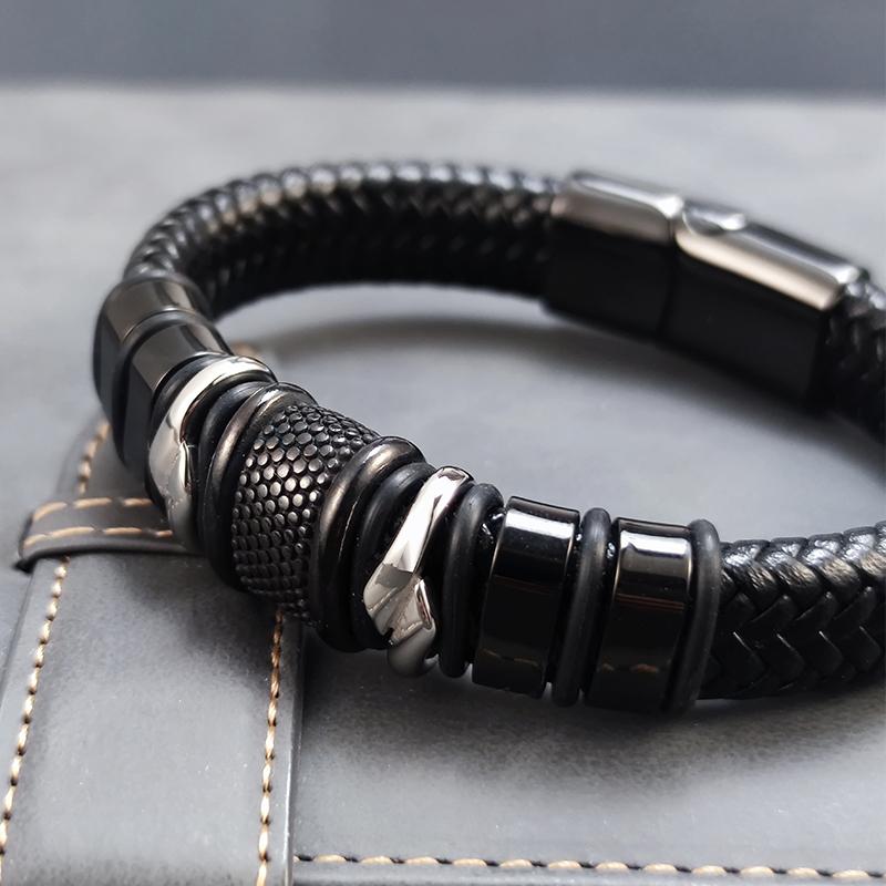 2026 New Style Domineering Hand-woven Combination Accessory Stainless Steel Men's Leather Bracelet Fashion Man Jewelry Wholesale