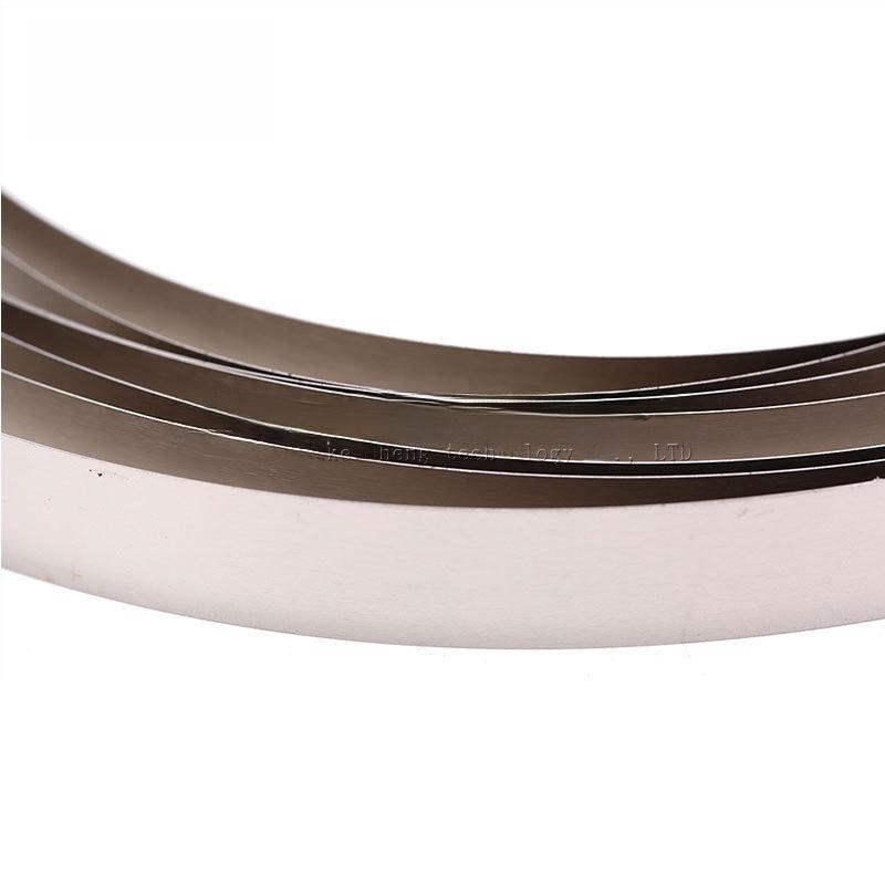 Connettore Batteria 18650 Striscia in Acciaio Nichelato, Spessore 0,1 mm, Lunghezza 10 m.