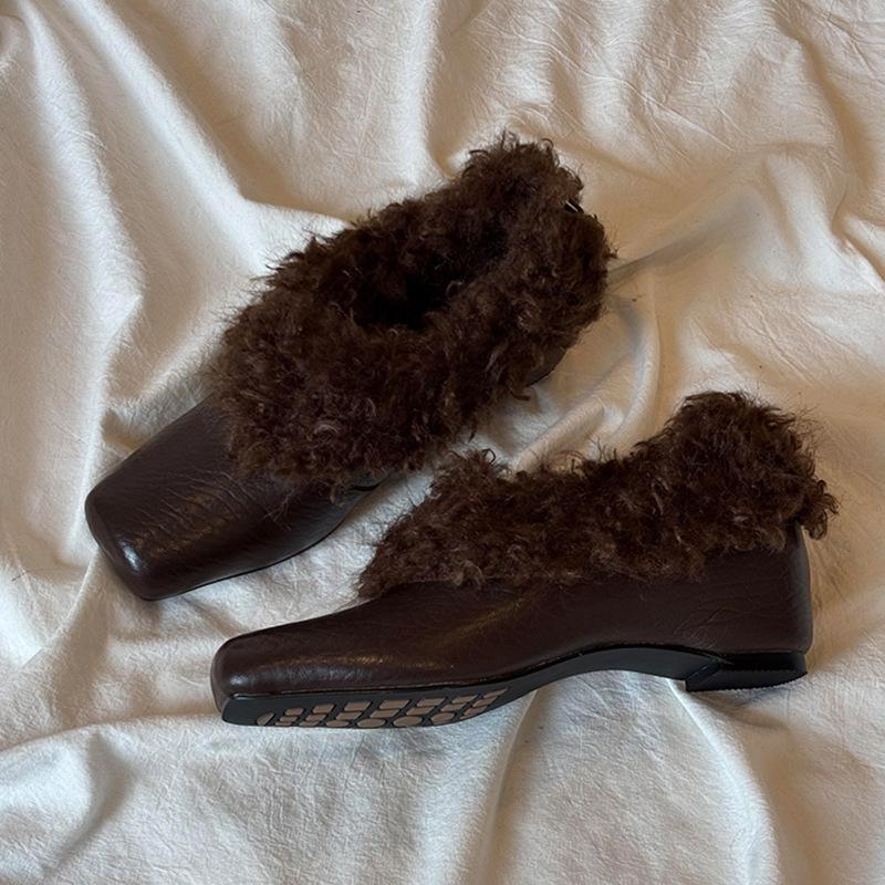 Sheepskin version~ New velvet warm fluffy shoes for women's inner height increase, flat bottom versatile square head comfortable leather shoes