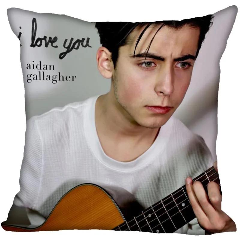 Aidan Gallagher Kissenbezug Heimdeko Kissenbezüge Unsichtbarer Reißverschluss Dekokissenbezüge 45X45cm 0704