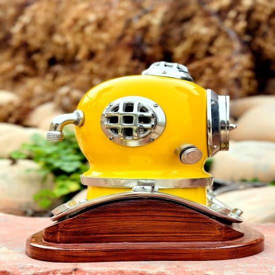 Scuba Diving Helmet 30.48 Cm Yellow US Navy Mark V Divers Helmet Marine Deep Diving Helmet Diving Helmet Mark V Diving Helmet with Base