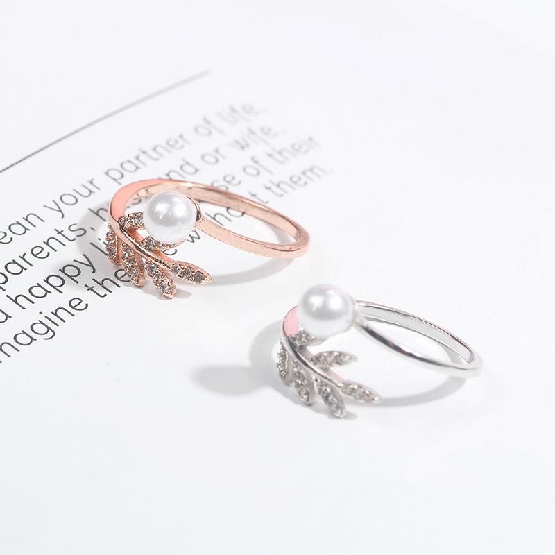 Temperament Color Retention Open Ring, Simple Leaf Slightly Inlaid Zircon Pearl Ring, Adjustable Jewelry