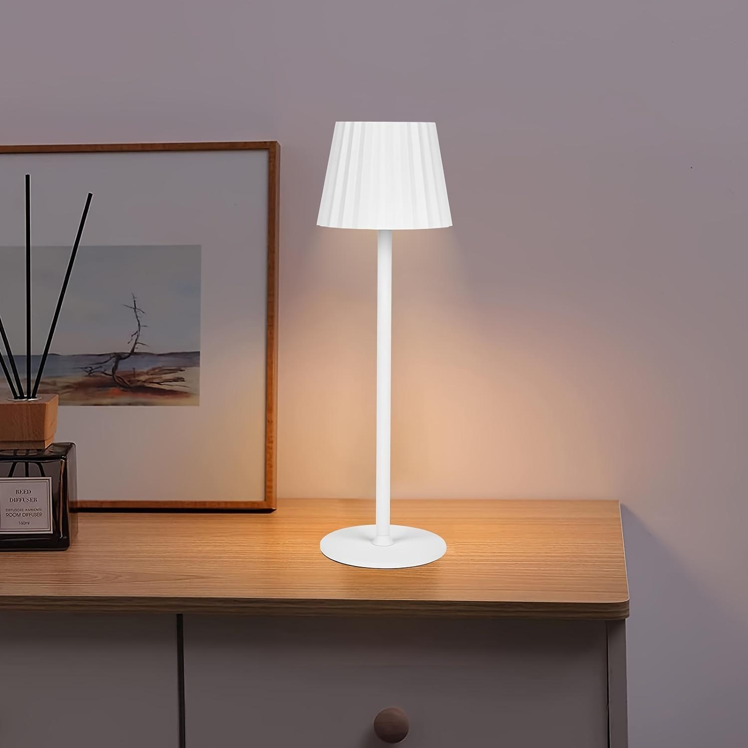 

Современная светодиодная беспроводная настольная лампа - USB-зарядка, сенсорное управление, ночник с регулируемой яркостью для чтения, спальни, бара, ресторана Pleated-white-1 pc