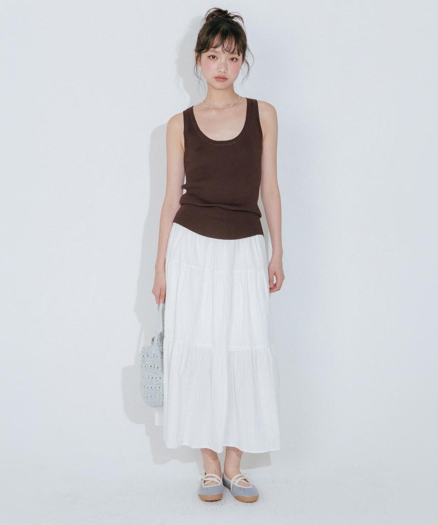 Mellotoli U-Neck Slim Sleeveless Knit Top (2 Colors)