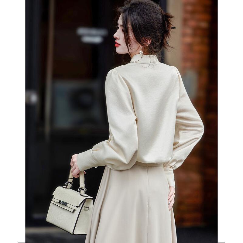 Demana New Chinese Style Embroidered Blouse