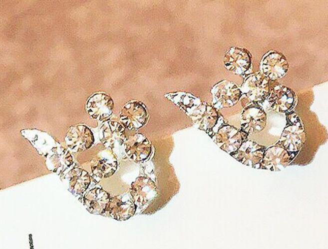 Flower Zircon Earrings, Pearl Studs, Ladies' Heart-shaped Geometric Set with Zirconia Gemstone Accessories Earrings