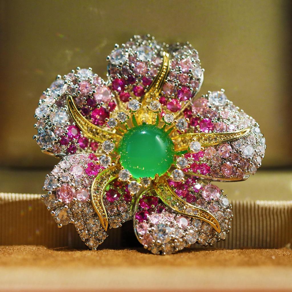 Emerald Diamond Floral Brooch - Luxurious High-End Elegant Jewelry Gift