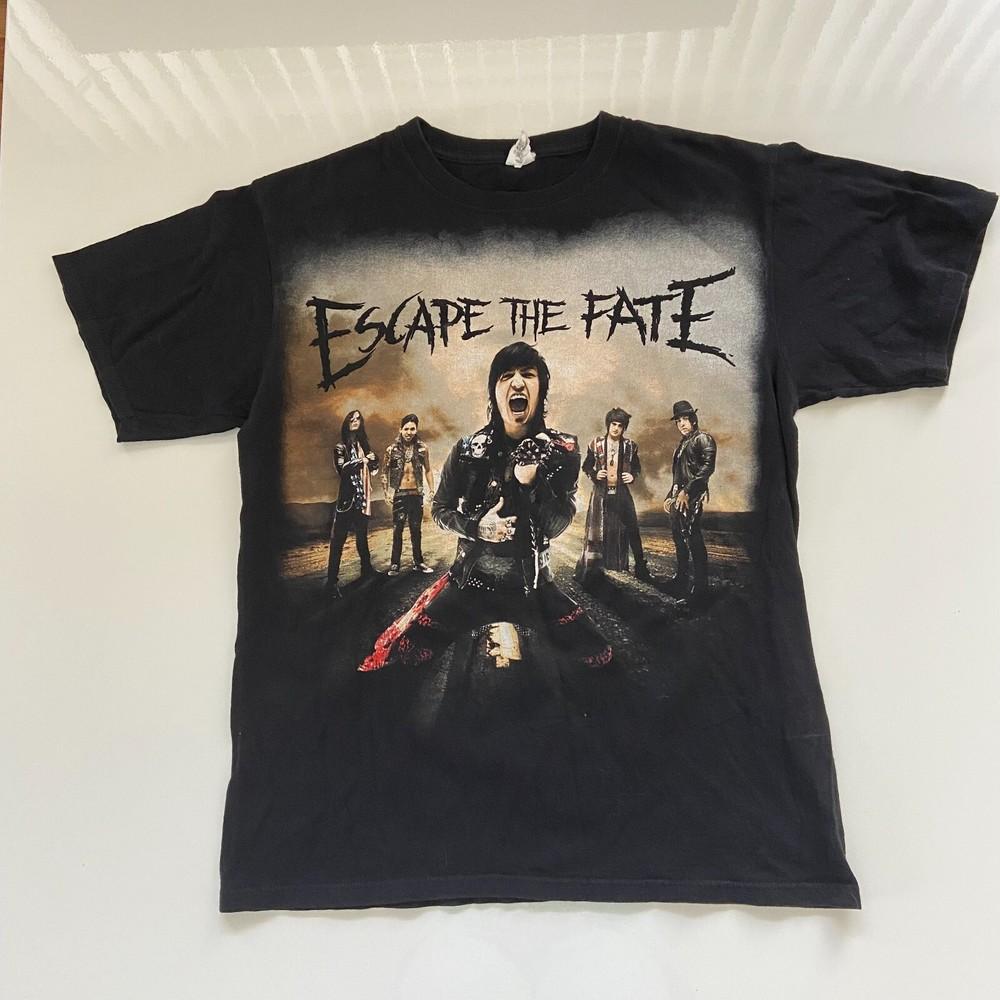 Escape The Fate TShirt Mens Medium Ungrateful Tour 2013 Music Rock Band Tee Unisex T-Shirt L
