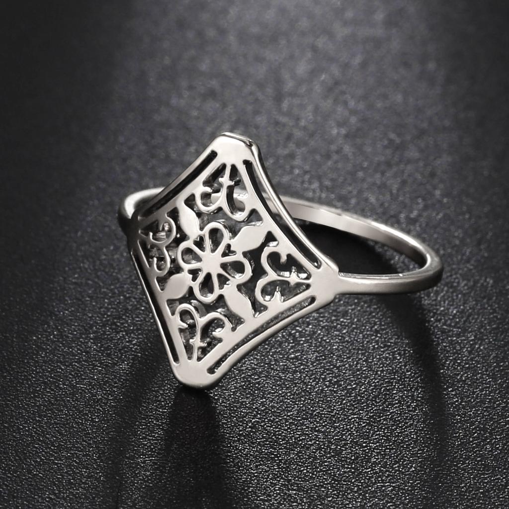 Cazador Stainless Steel Aesthetic Filigree Women's Ring Jewelry Adjustable Rings Birthday Party Wedding Gifts 2026 Wholesae New