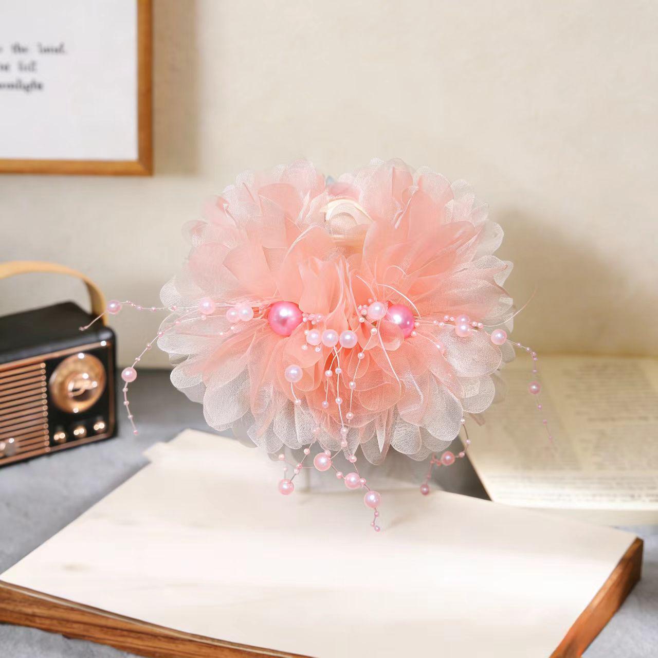 Peony Feather Tassel Claw Clip: Elegant & Versatile Hair Accessory