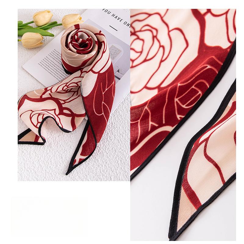 Fashionable Early Autumn Vintage Literati Style Printed Velvet Triangle Scarf with Elegant Temperament Paired with Rose Printed Scarf