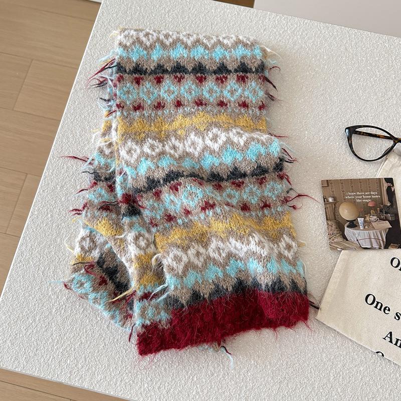 Fair Island Style Blended Scarf Women's Year New Autumn and Winter Warm Retro High-end Knitted Scarf