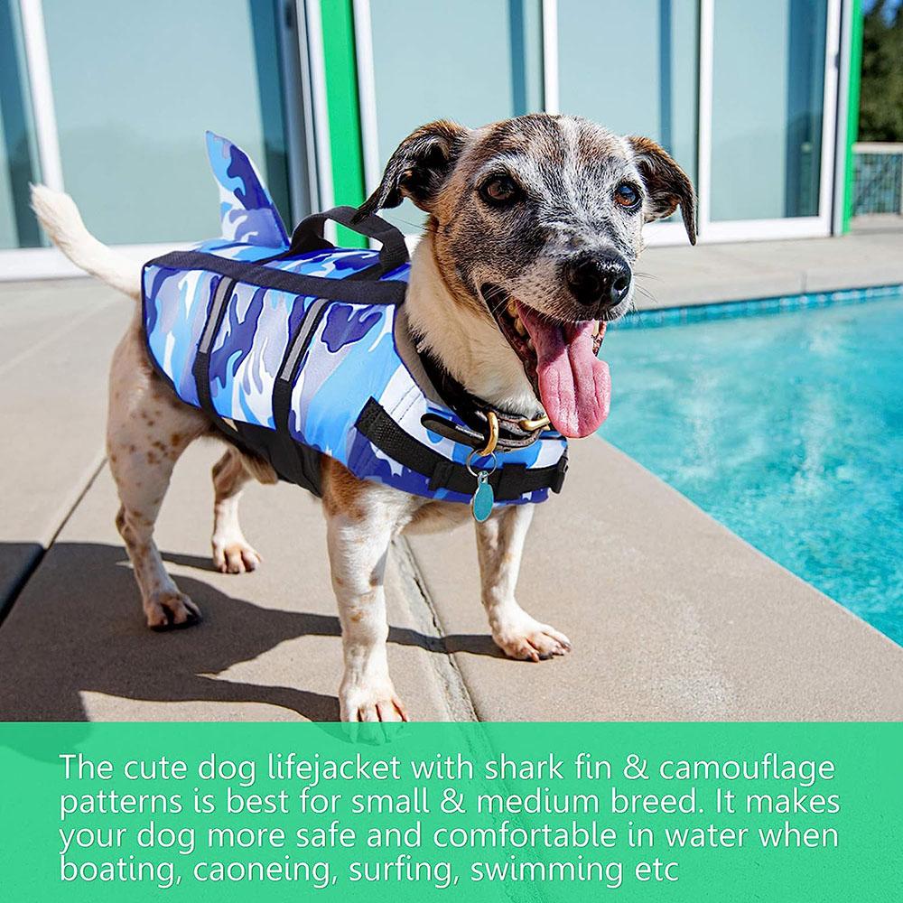 Gilet de sauvetage Camo pour chien avec nageoire de requin, réglable, réfléchissant, pour animal de compagnie, avec poignée de sauvetage, gilet de sauvetage pour la nage du chien