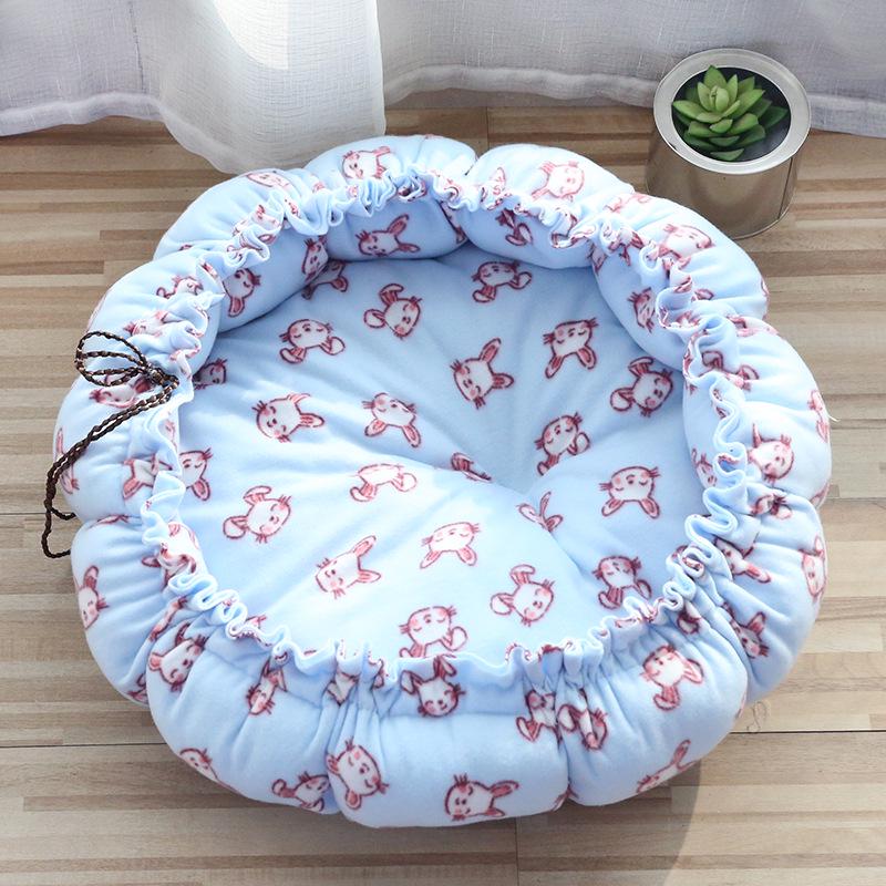 Universal Pet Nest: Medium & Large Pumpkin-Style Cushion for Cats and Dogs