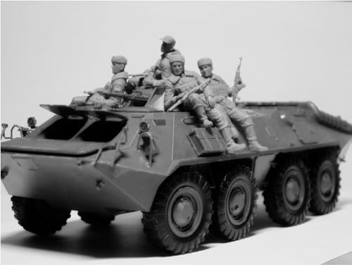 ICM 1/35 Scale Soviet Armored Personnel Carrier Crew, 1979-1991, Plastic Model Kit 35637