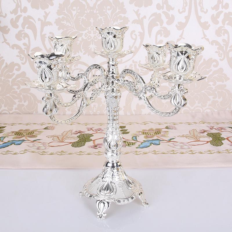 Luxury European Dining Table Model Room Soft Decoration Ornament European Candlelight Dinner Props Metal Wedding Candle Holder