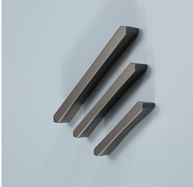 Modern Minimalist Zinc Alloy Cabinet Door Handle
