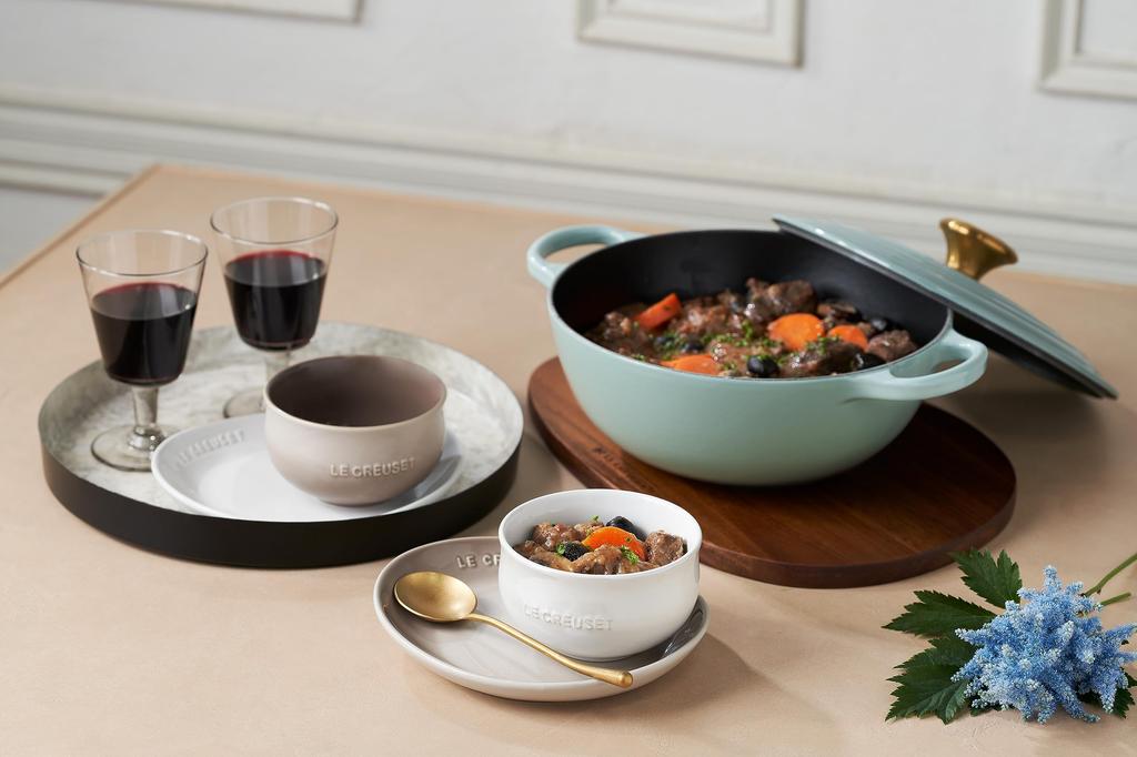 Le Creuset Flora Bowl, 350ml, Mauve Pink, Heat-Resistant, Cold-Resistant, Microwave- and Oven-Safe [Official Japanese Product]