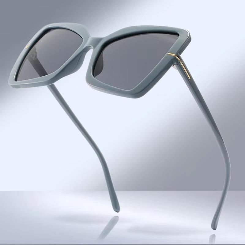 Fashion  Large Frame Cat Eye Sunglasses Women Men Brand Designer Vintage Outdoor Square Shade Sun Glasses Uv400 Protection