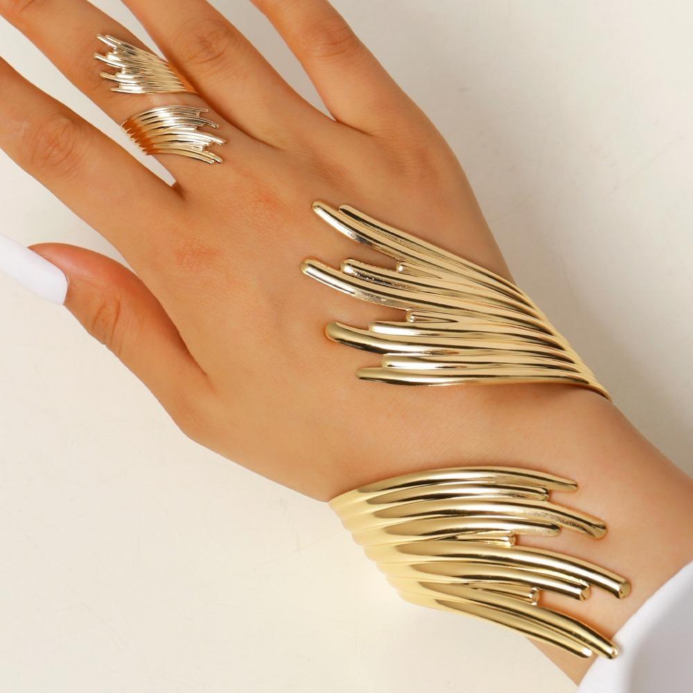 Exaggerated Personality Stainless Steel Feather Wings Open Bangles Rings Set for Women Fashion Designer Banquet Jewelry Gifts