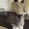 Bolso Tote de Gran Capacidad con Estampado de Leopardo