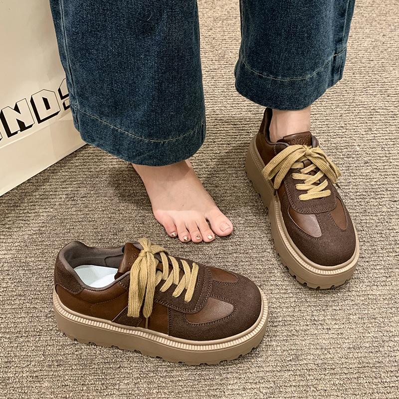 Korean version of lightweight thick-soled muffin single shoes women's 2025 autumn new fashionable soft-soled versatile casual height-increasing 