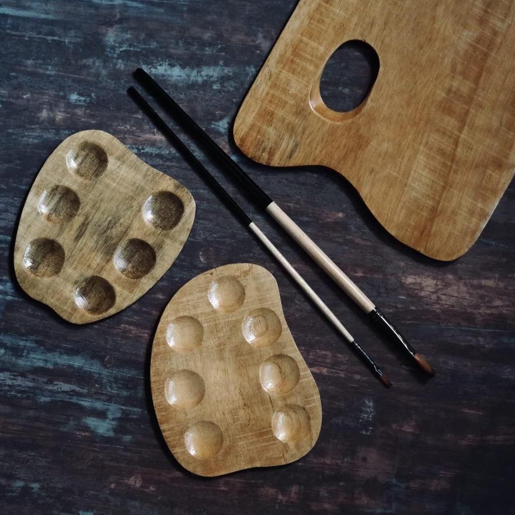 Wooden Painting Palette - Apple Shaped Palette for All Painting and Drawing Purposes (Oil, Watercolour, Acrylic, Gouache) for Kids, Professionals