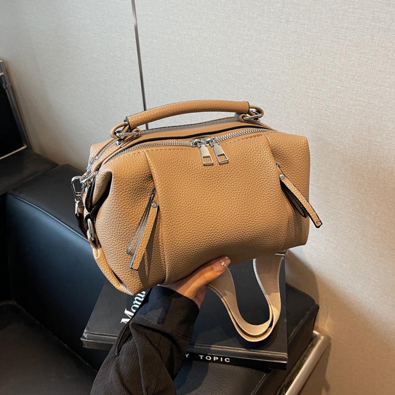 

Плиссированная сумка высокой текстуры, новая модная сумка-подушка, весна и лето, универсальная, широкий плечевой ремень, одноплечевая сумка-мессенджер хаки