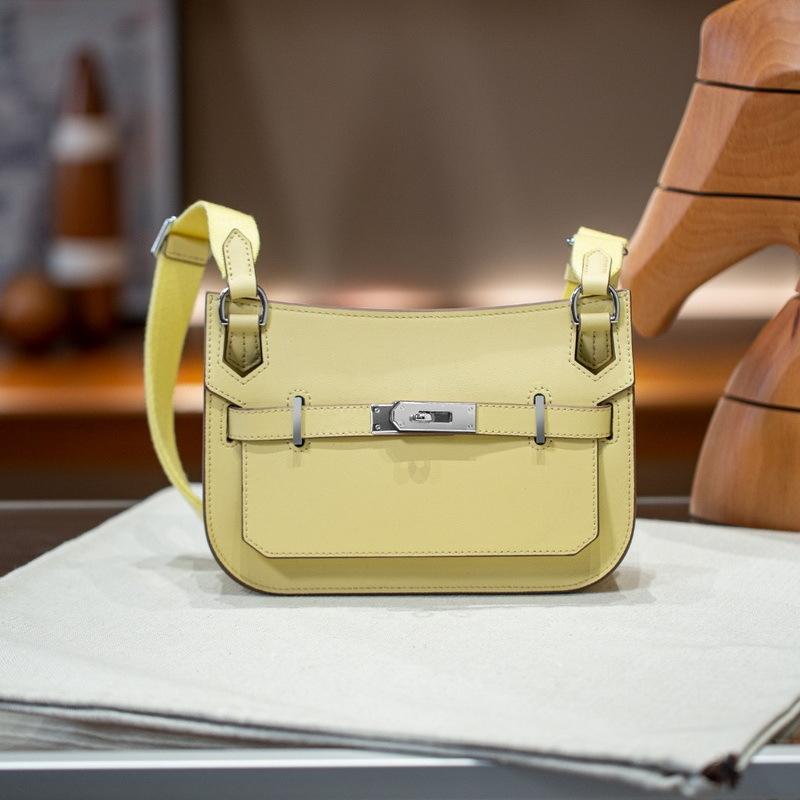 Новая кожаная женская сумка из телячьей кожи, мини-сумка через плечо в цыганском стиле 22x17x5.5cm жёлтый