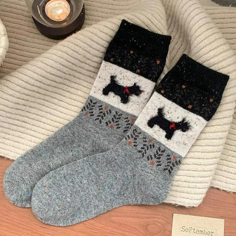 1/2/5pairs New Fashion Autumn Winter Mid-tube Socks Cartoon Dog Pattern Plush Women's Socks Sweet Cute Hosiery Christmas Gifts
