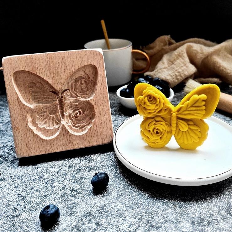 Wooden Cookie Cutter Mold Wedding Cookie Moulds Flower Tree Cartoon Animals Pattern Cake Baking Mould Tools for Christmas Easter