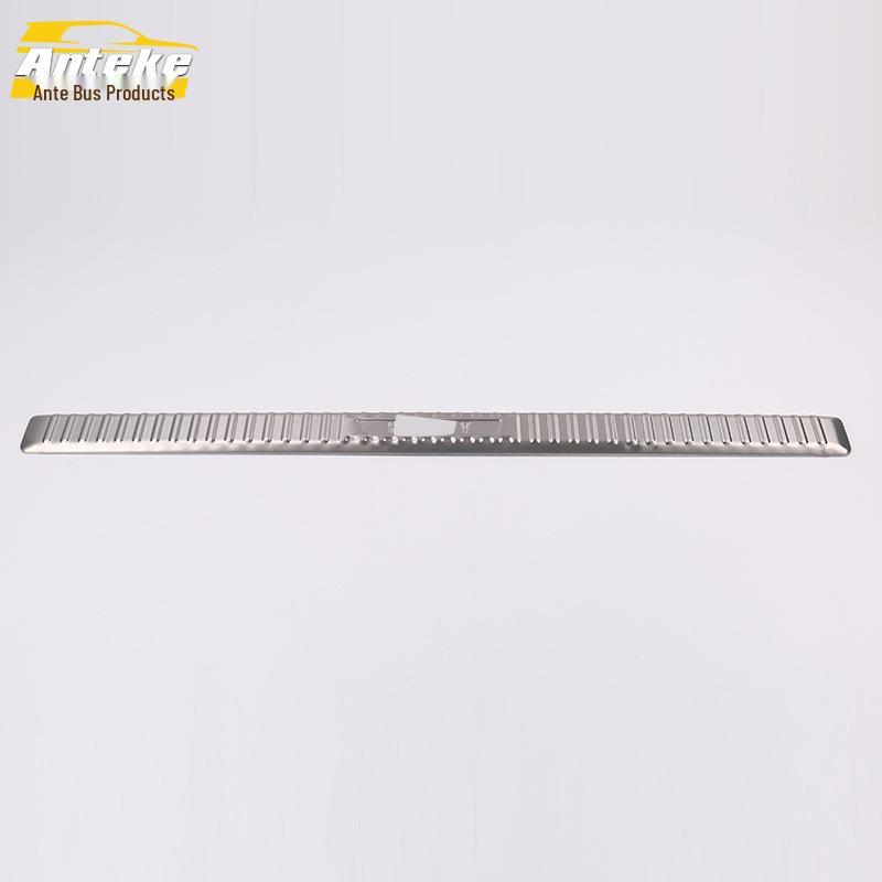 Compatible with 19 Hongguang V Models: Rear Guard Plate Patch for Anti-Scratch and Bump Protection On Trunk Tailgate Pedal.