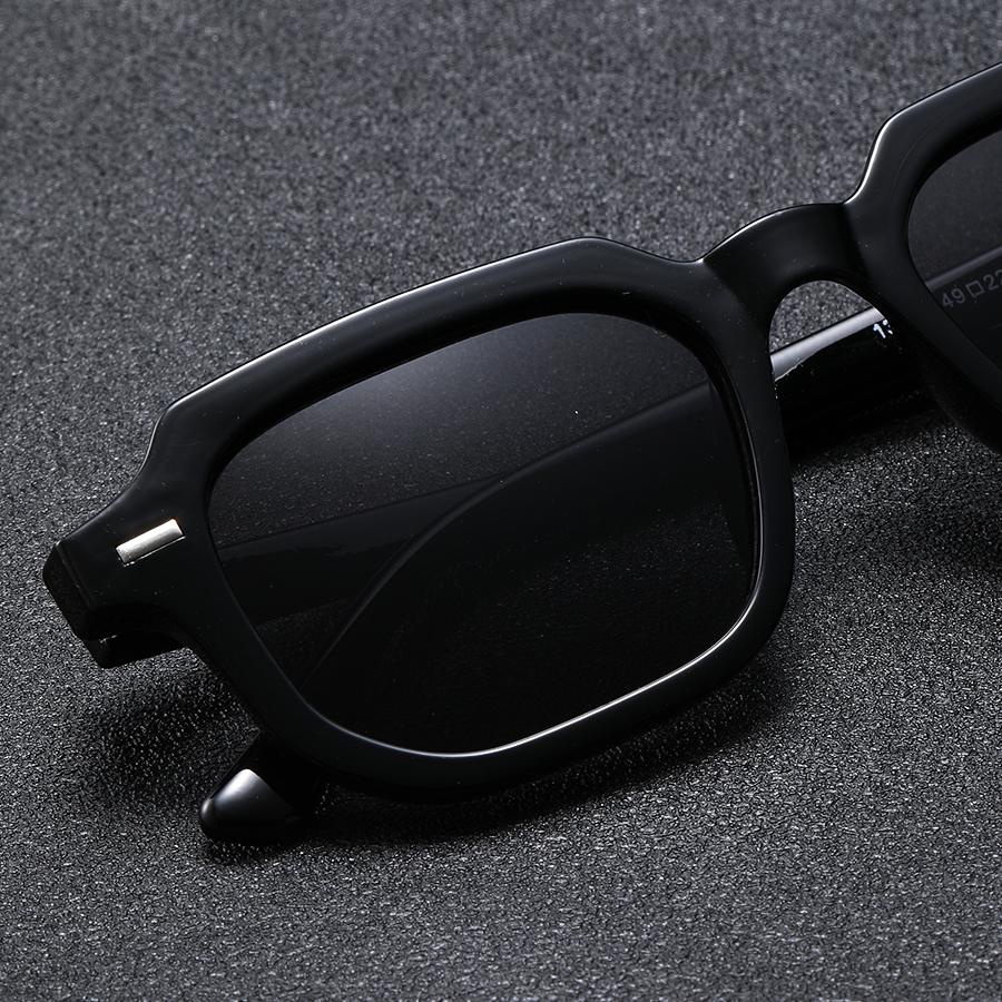 Men's Fashion Glasses New Trendy Square Frame Retro Rivet Y2K Music Festival Cool Street Style Decoration Suitable for Daily