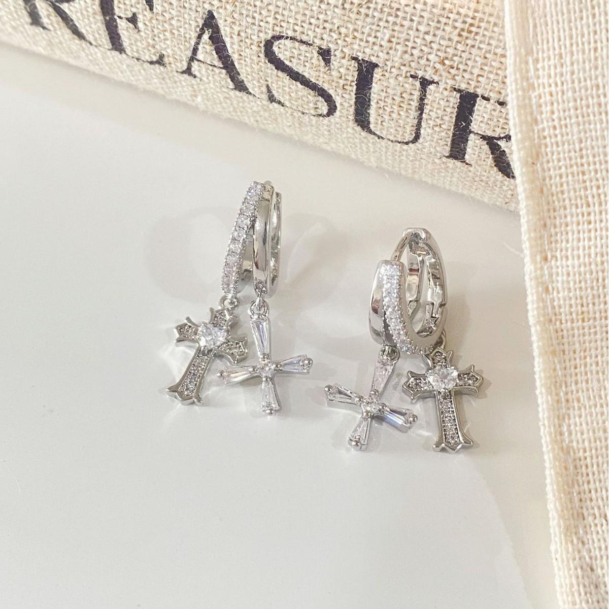 French Zirconia Double Cross Pendant Earrings: Stylish, High-End, Light Luxury, Exquisite Accessory, Sweet Cool Design.