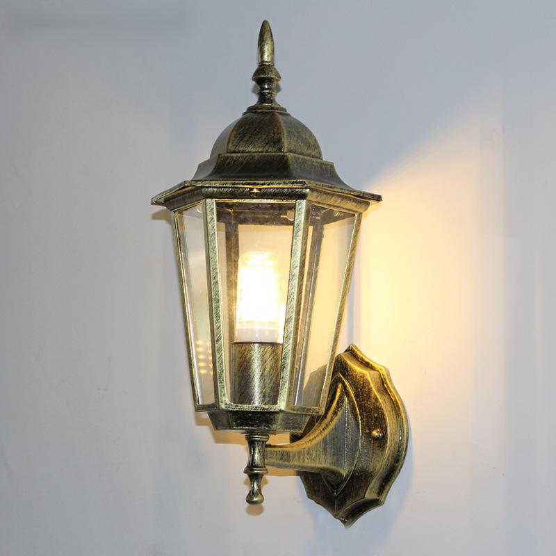 Retro Waterproof Outdoor Wall Light for Balconies, Courtyards, and Staircases - American/European Style
