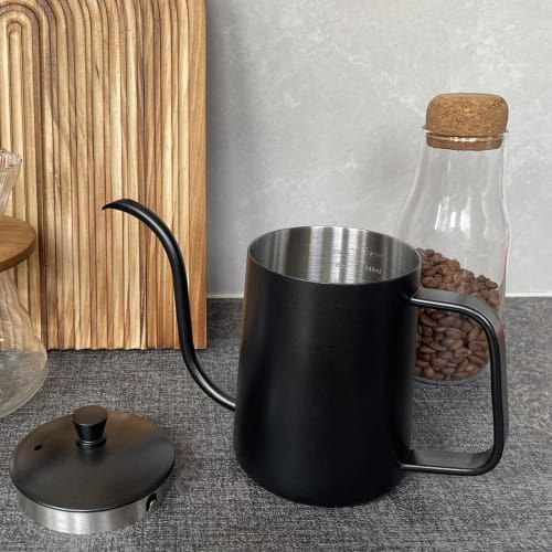 SOVIFKI Drip Pot, 580ml, Stovetop Coffee Pot, Camping Pot, Stainless Steel, Outdoor Drip Kettle, Small, Narrow Mouth, Internal Graduations, Black