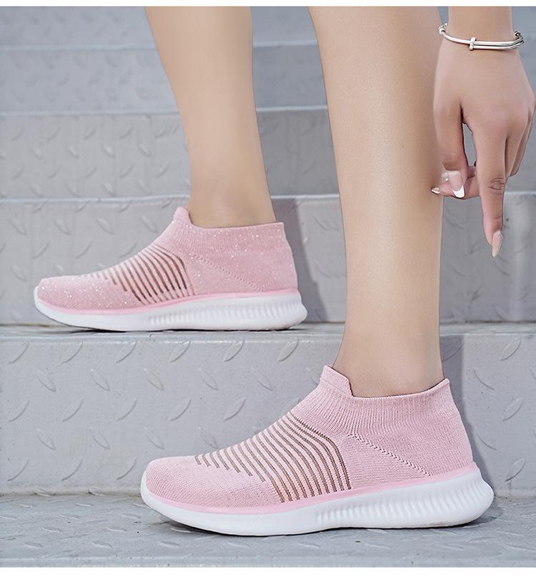 Women's Large Size Athletic Sneakers Breathable Mesh Fabric Casual Sports Shoes Fashion Trend Casual Walking Style