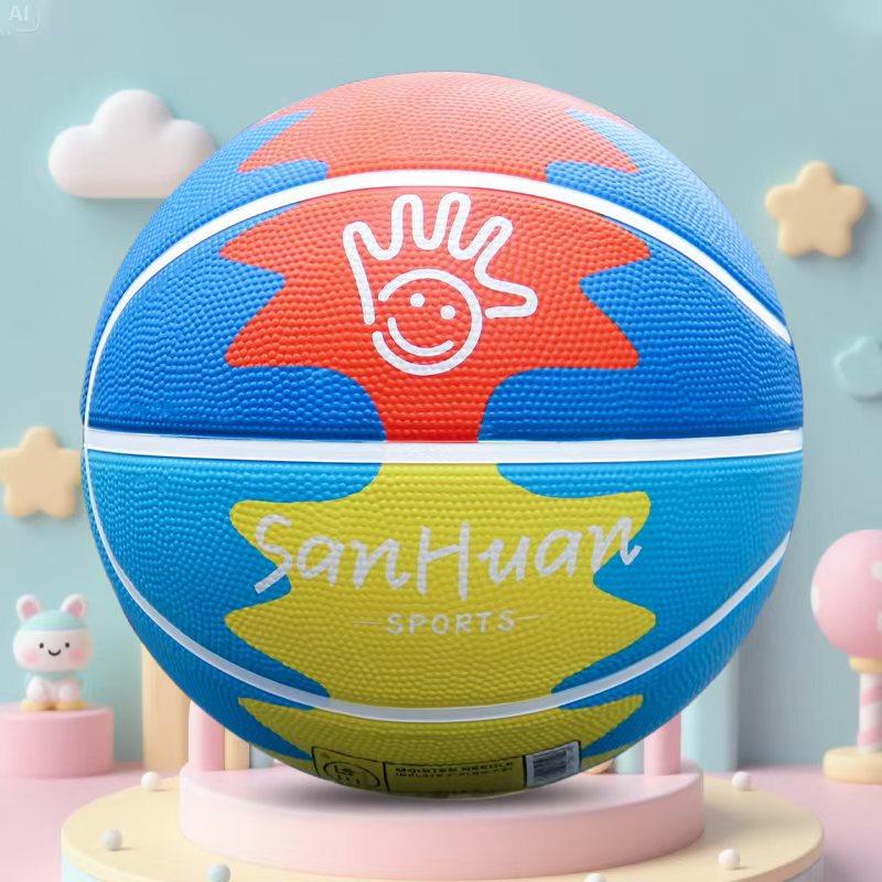 Drei-Ring-Jugendgröße 5 Gummi-Trainingsbasketball