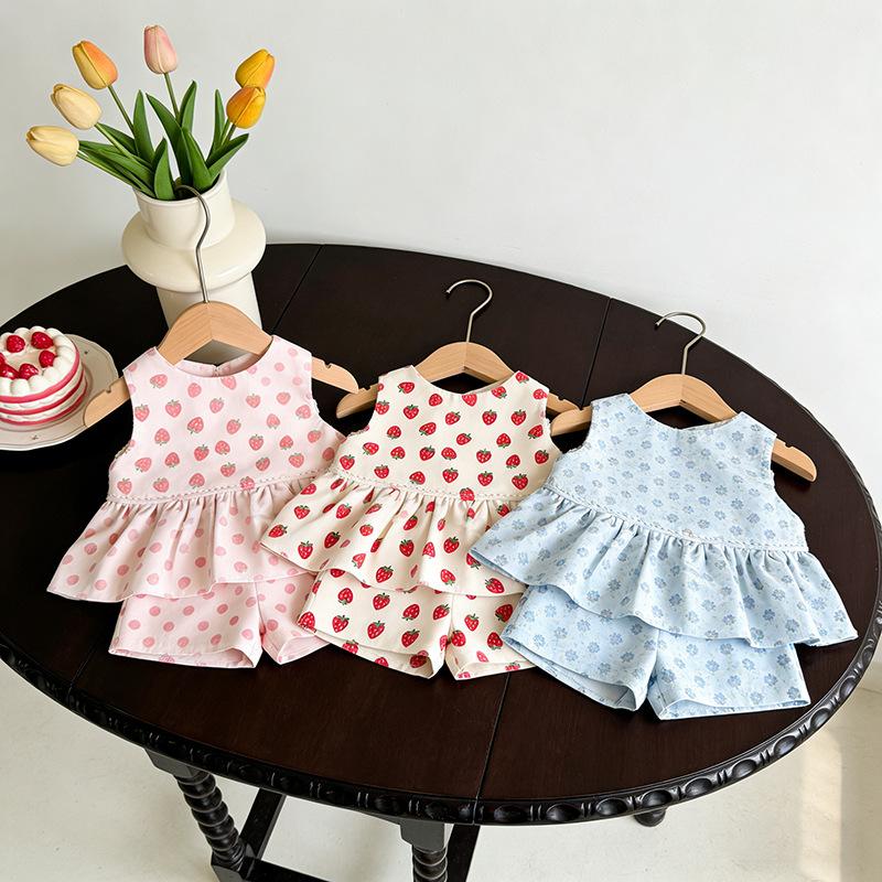 Girls Summer Strawberry Polka Dot Cami Top And Shorts Set Cute Baby Two Piece Outfit Casual Kids Clothing