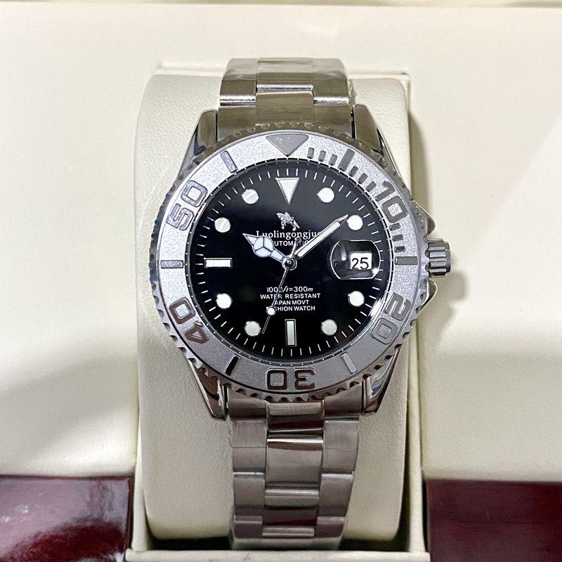 

Автоматические механические мужские яхтенные часы Duke of Lorraine 1955 года с календарем и светящимися функциями.